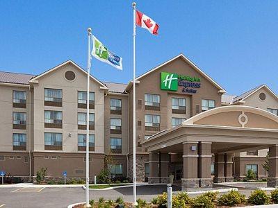 Holiday Inn Express & Suites New Liskeard Exteriér fotografie