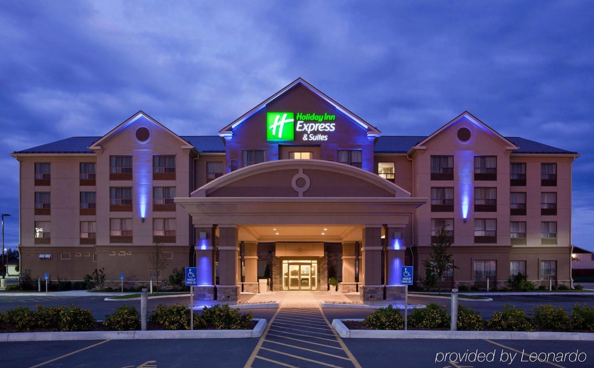 Holiday Inn Express & Suites New Liskeard Exteriér fotografie
