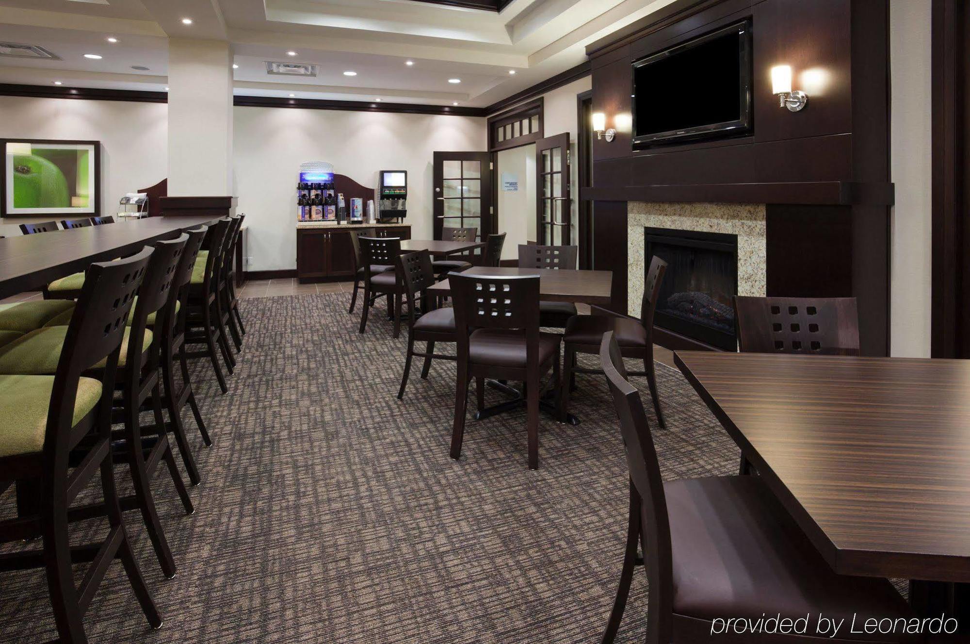 Holiday Inn Express & Suites New Liskeard Restaurace fotografie