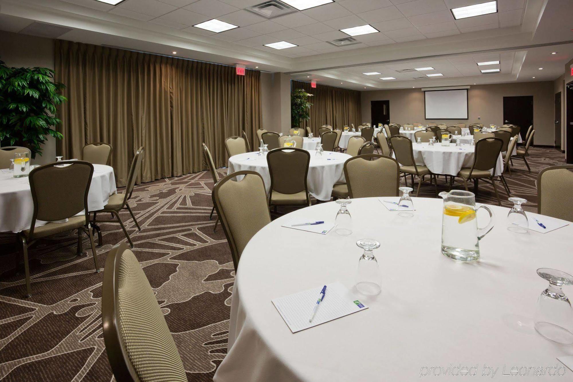 Holiday Inn Express & Suites New Liskeard Exteriér fotografie